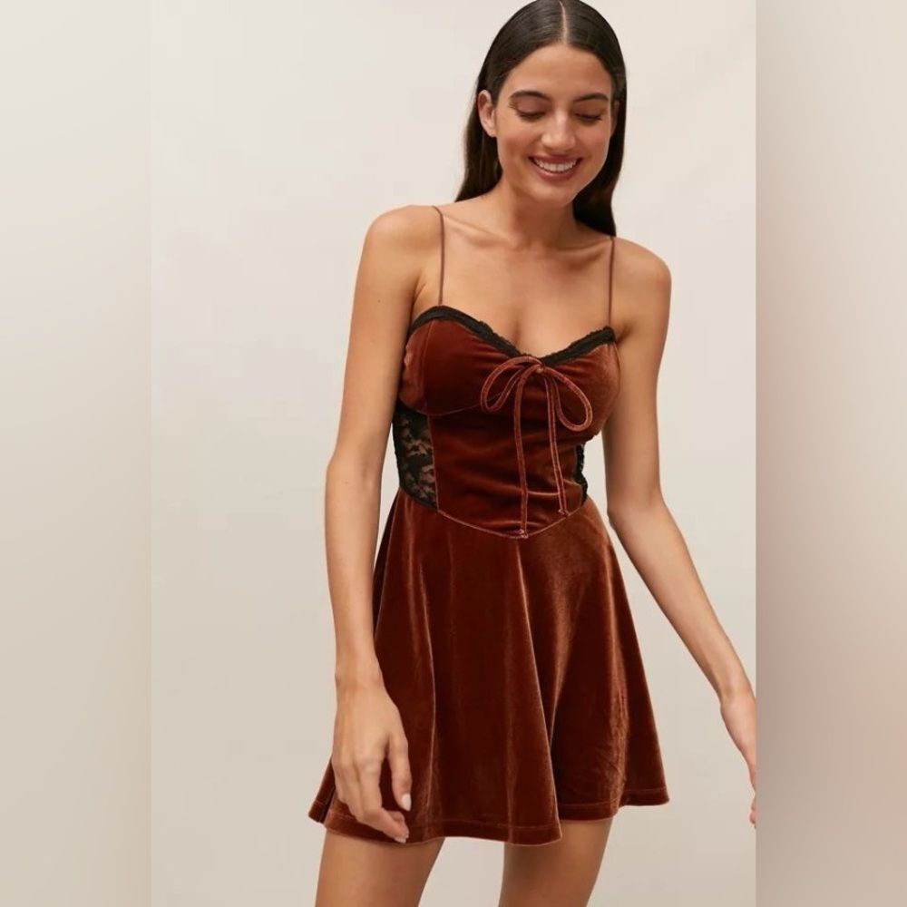 Urban Outfitters Faith Velvet Slip Dress With Side Lace Details Size Small GUC
